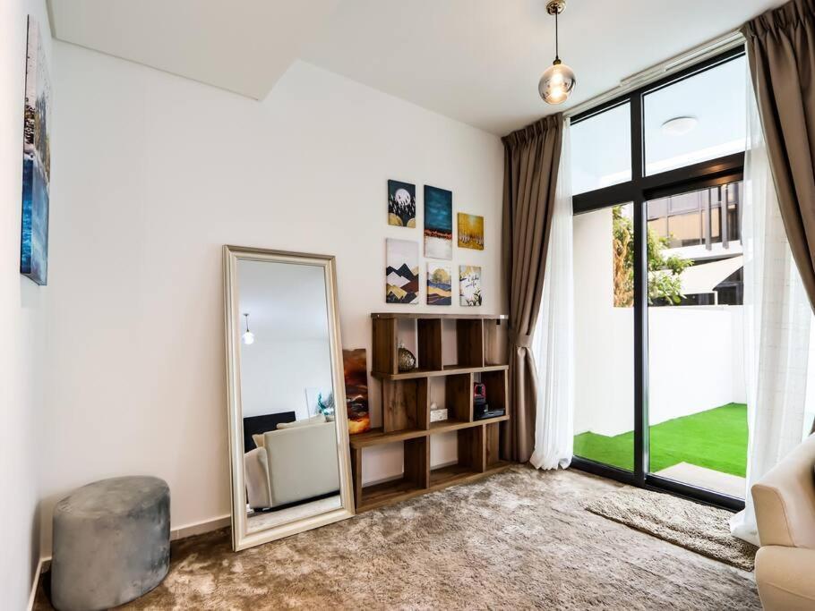 Fully Furnished With Terrace And Balcony * Dubai